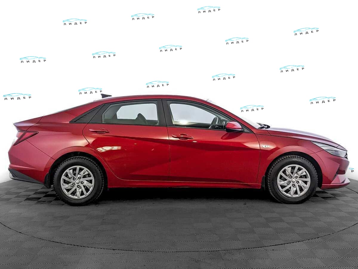 Б/У Хендай Елантра 2021 года. Фото: #3