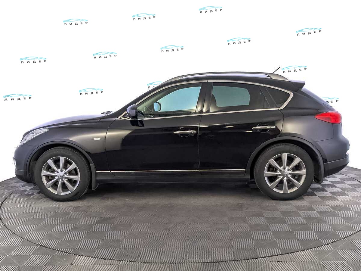 Б/У Инфинити ЕИкс 2012 года. Фото: #7