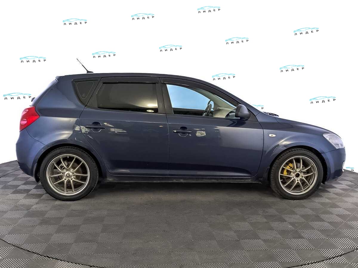 Б/У Киа Сид 2009 года. Фото: #3