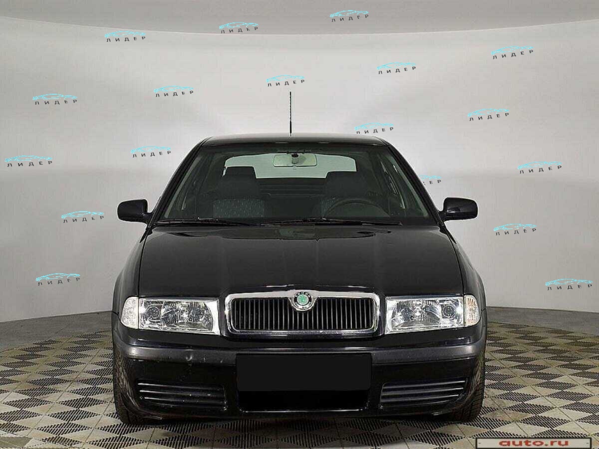 Б/У Шкода Октавия 2009 года. Фото: #2