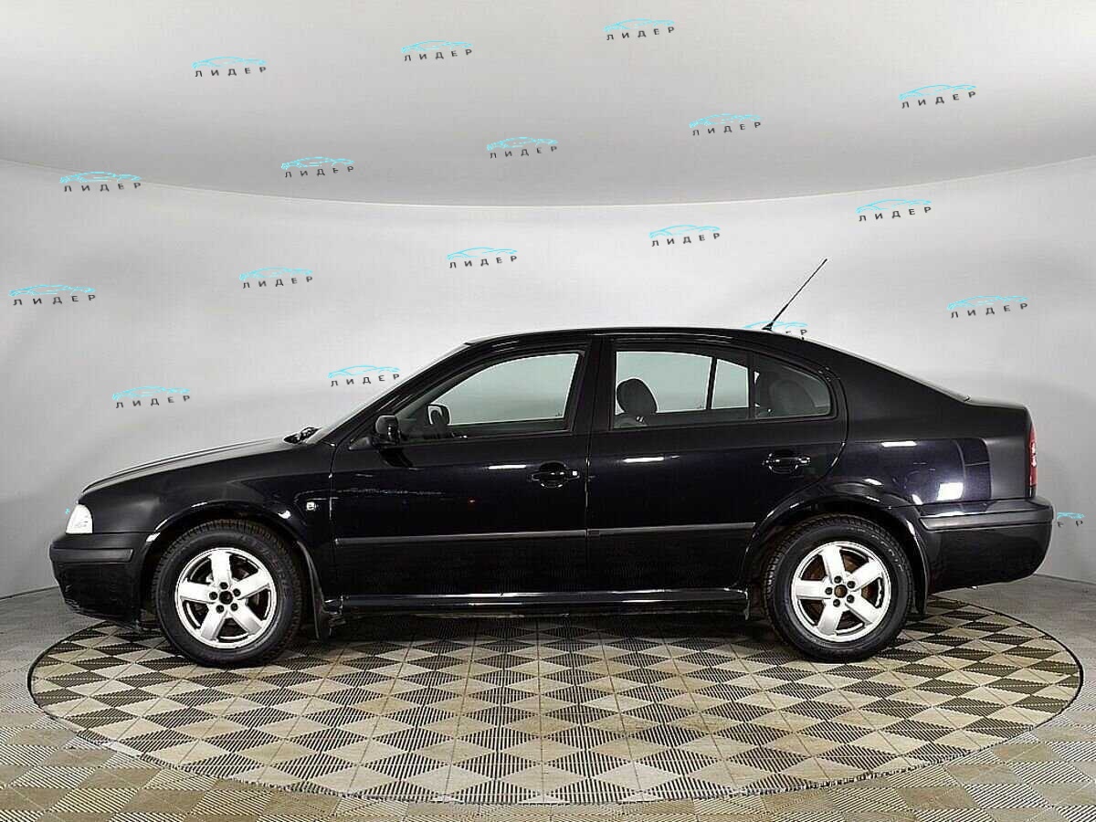 Б/У Шкода Октавия 2009 года. Фото: #5