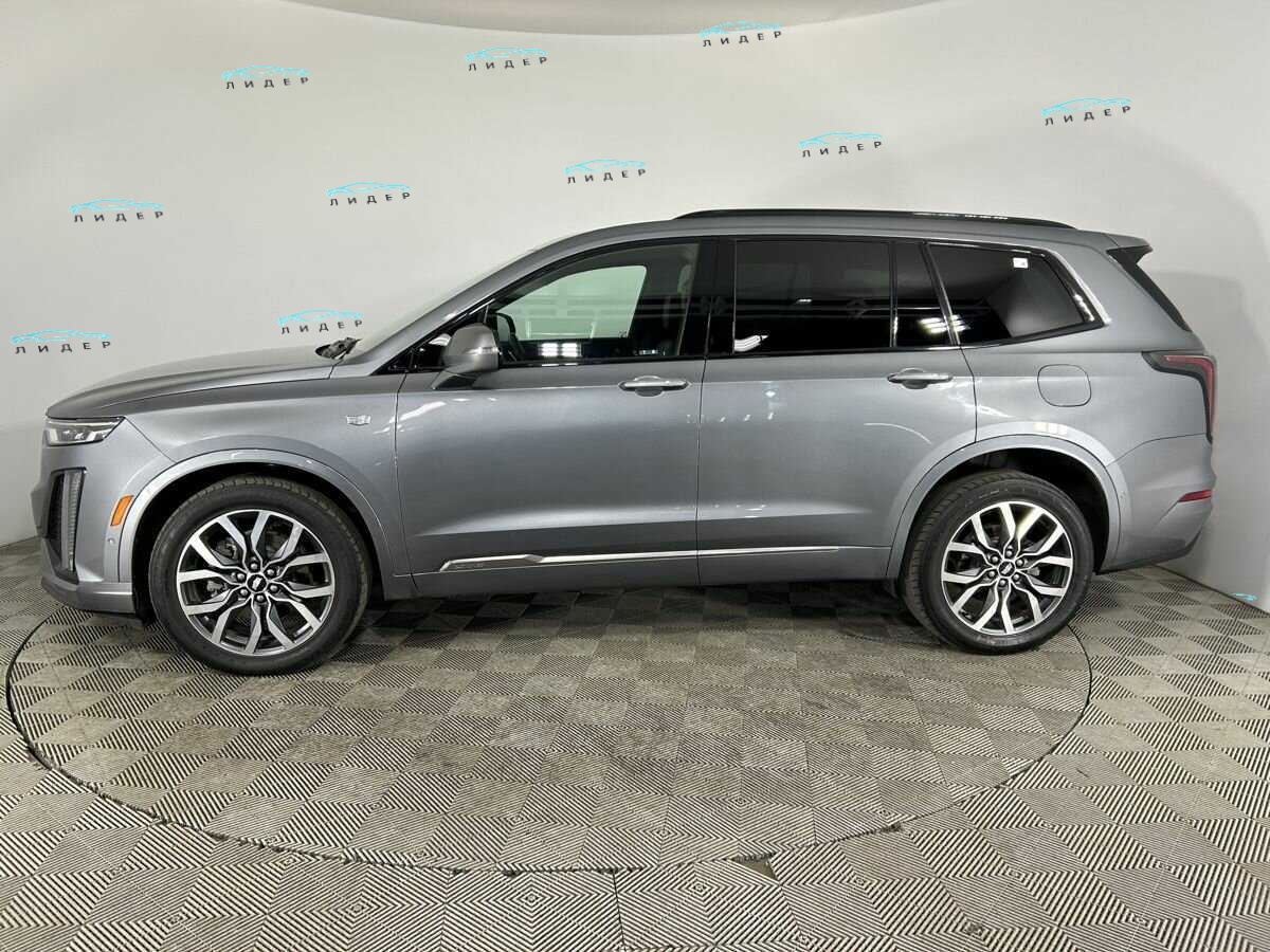 Б/У Кадиллак ИксТ6 2021 года. Фото: #3