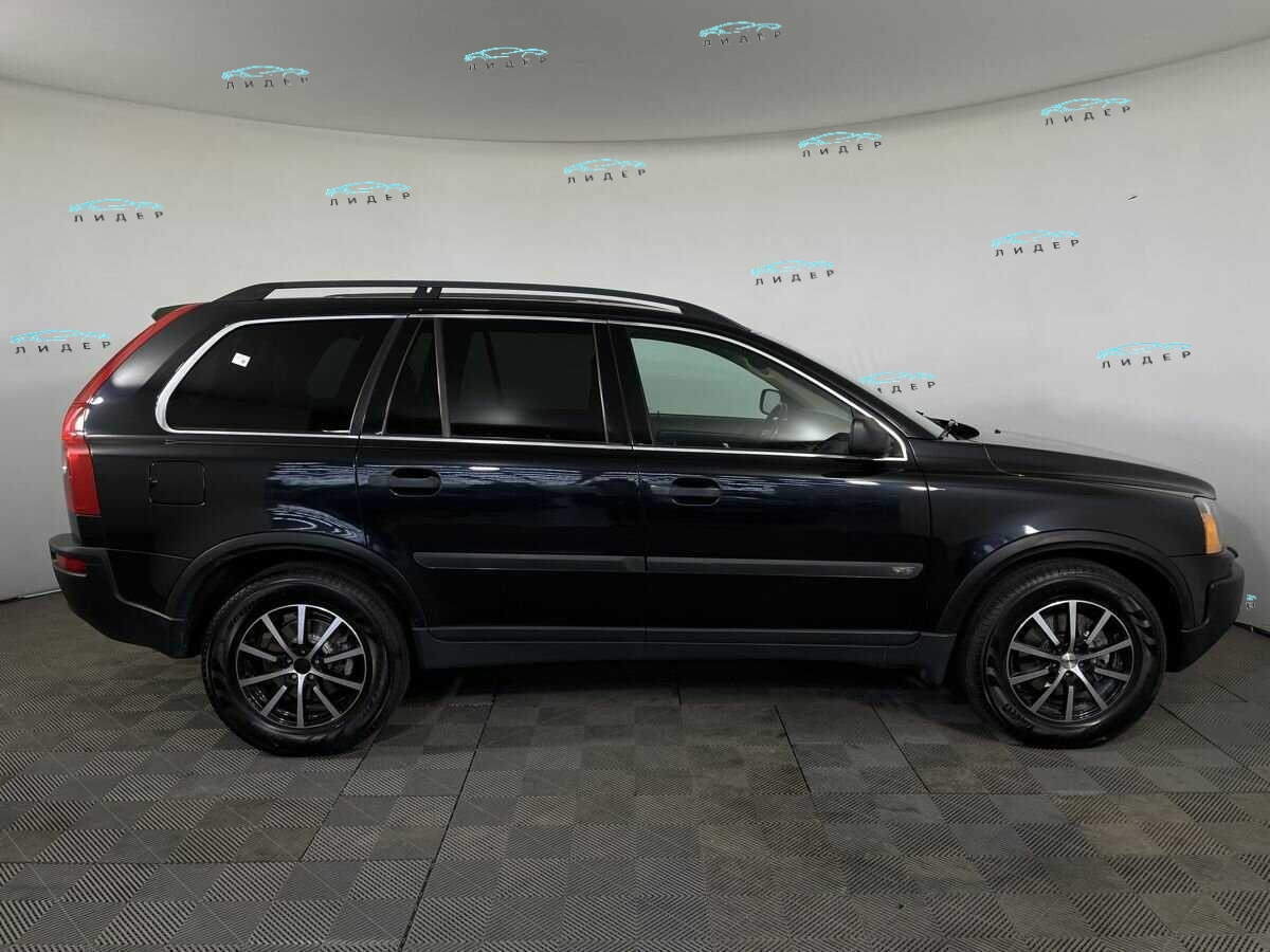 Б/У Вольво ИксЦ90 2003 года. Фото: #2