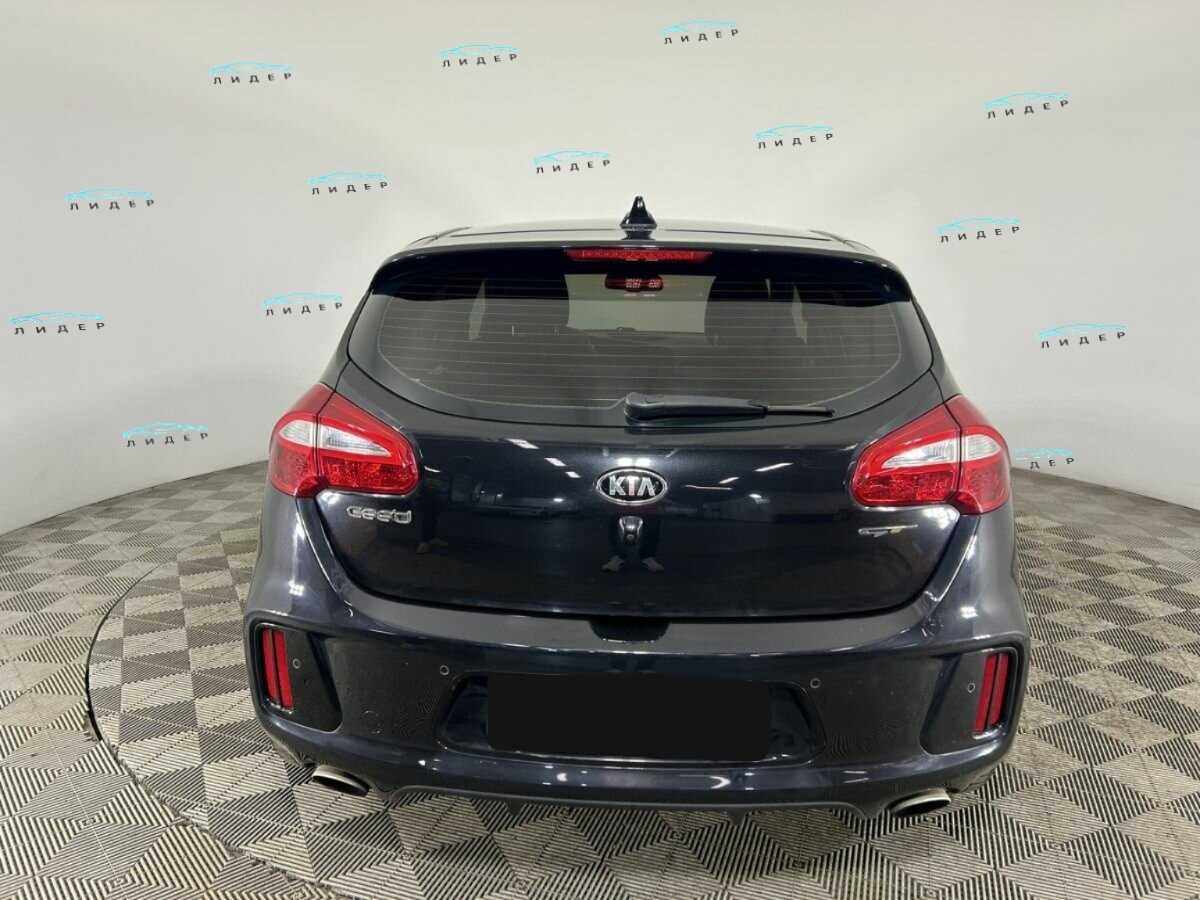 Б/У Киа Сид ГТ 2017 года. Фото: #2