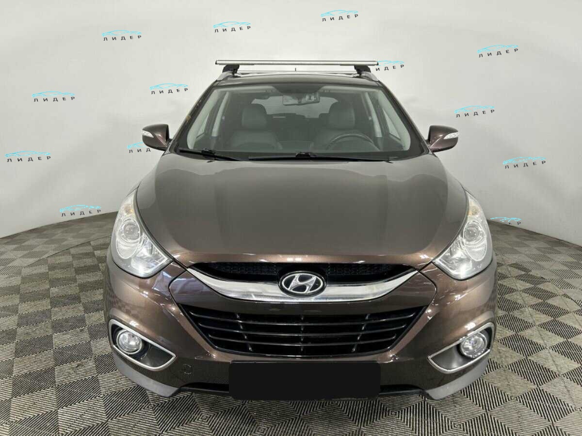 Б/У Хендай ай-икс35 2010 года. Фото: #1