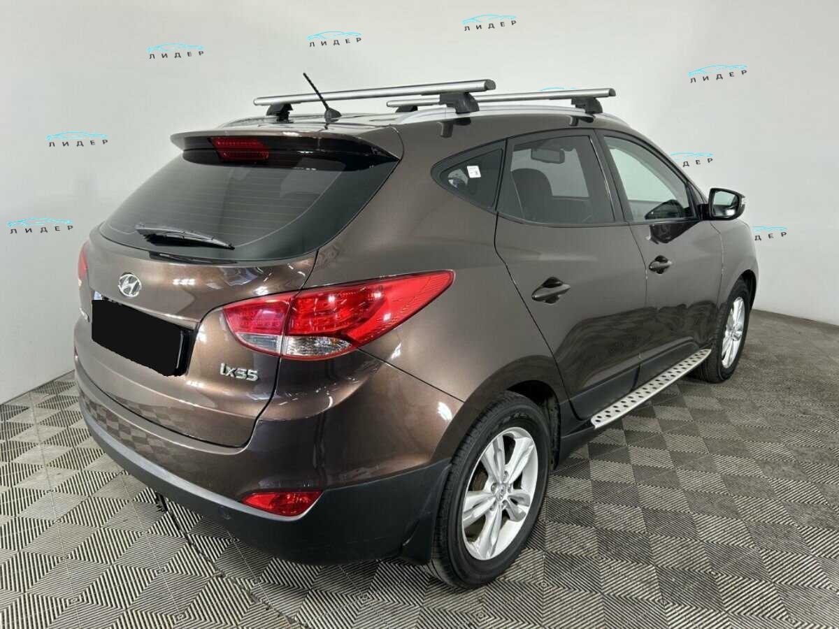 Б/У Хендай ай-икс35 2010 года. Фото: #3