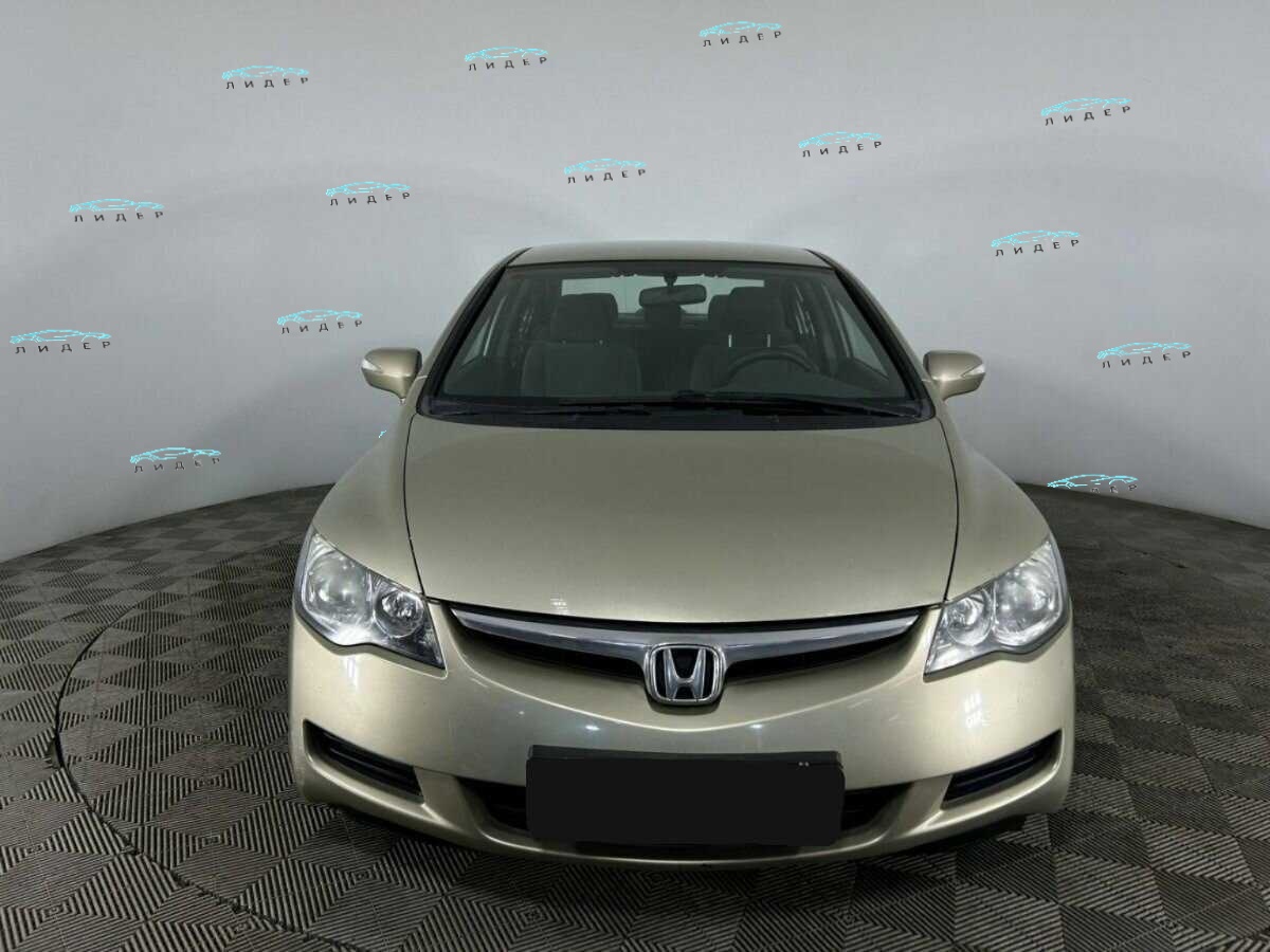 Б/У Хонда Цивик 2007 года. Фото: #1