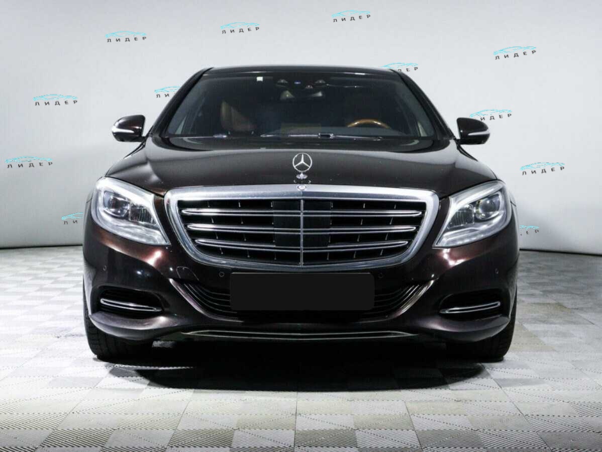 Б/У Мерседес-Бенц Майбах С-Класс 2015 года. Фото: #1