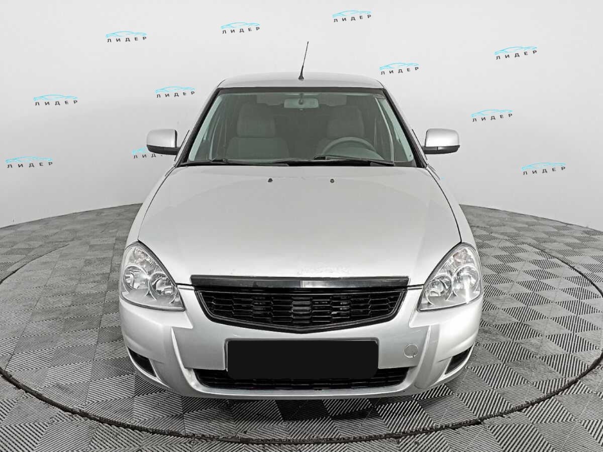 Б/У Лада (ВАЗ) Приора 2012 года. Фото: #1