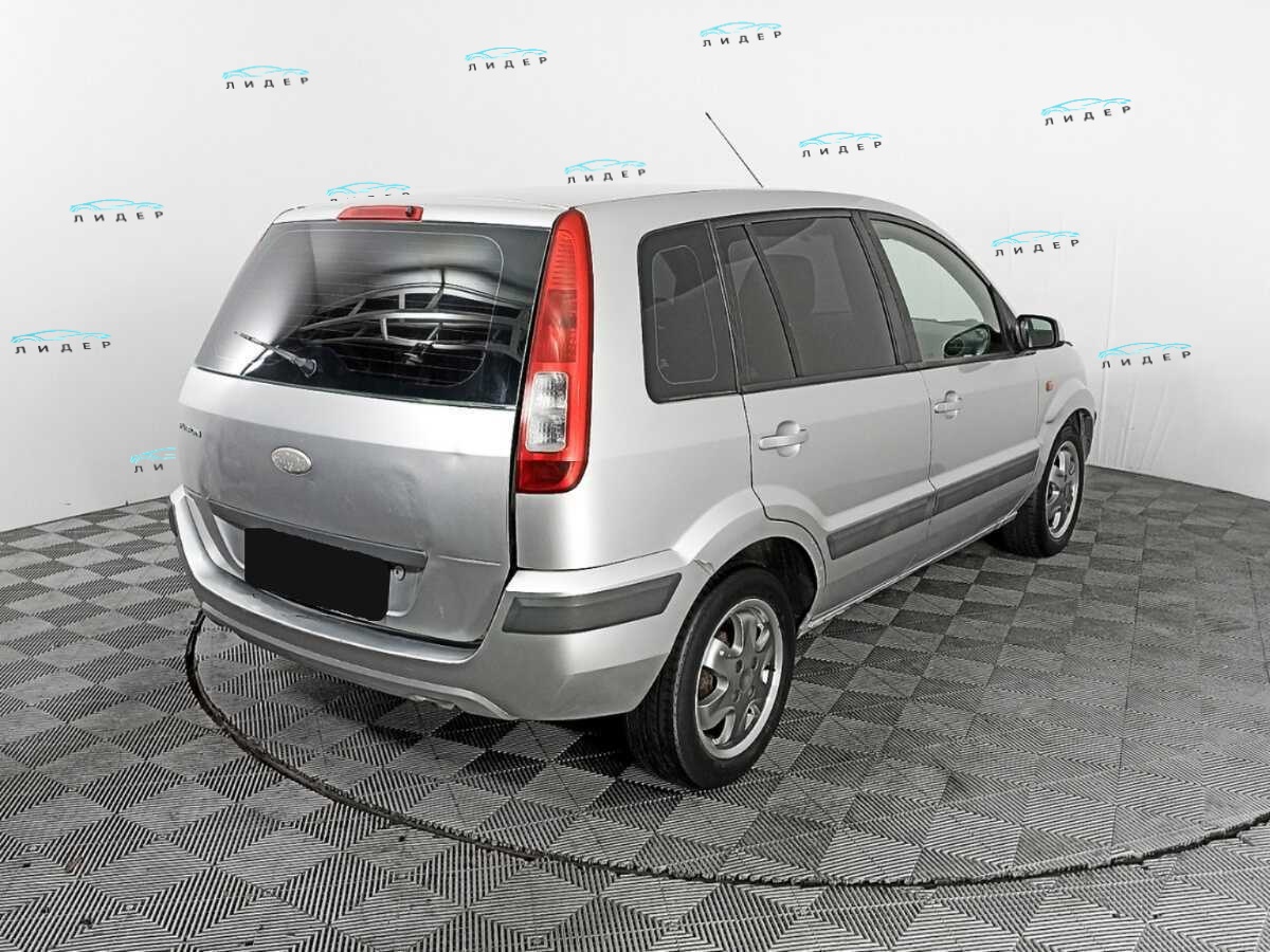 Б/У Форд Фьюжн 2008 года. Фото: #4