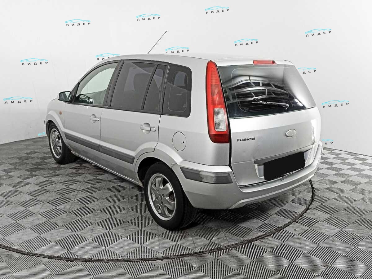 Б/У Форд Фьюжн 2008 года. Фото: #6