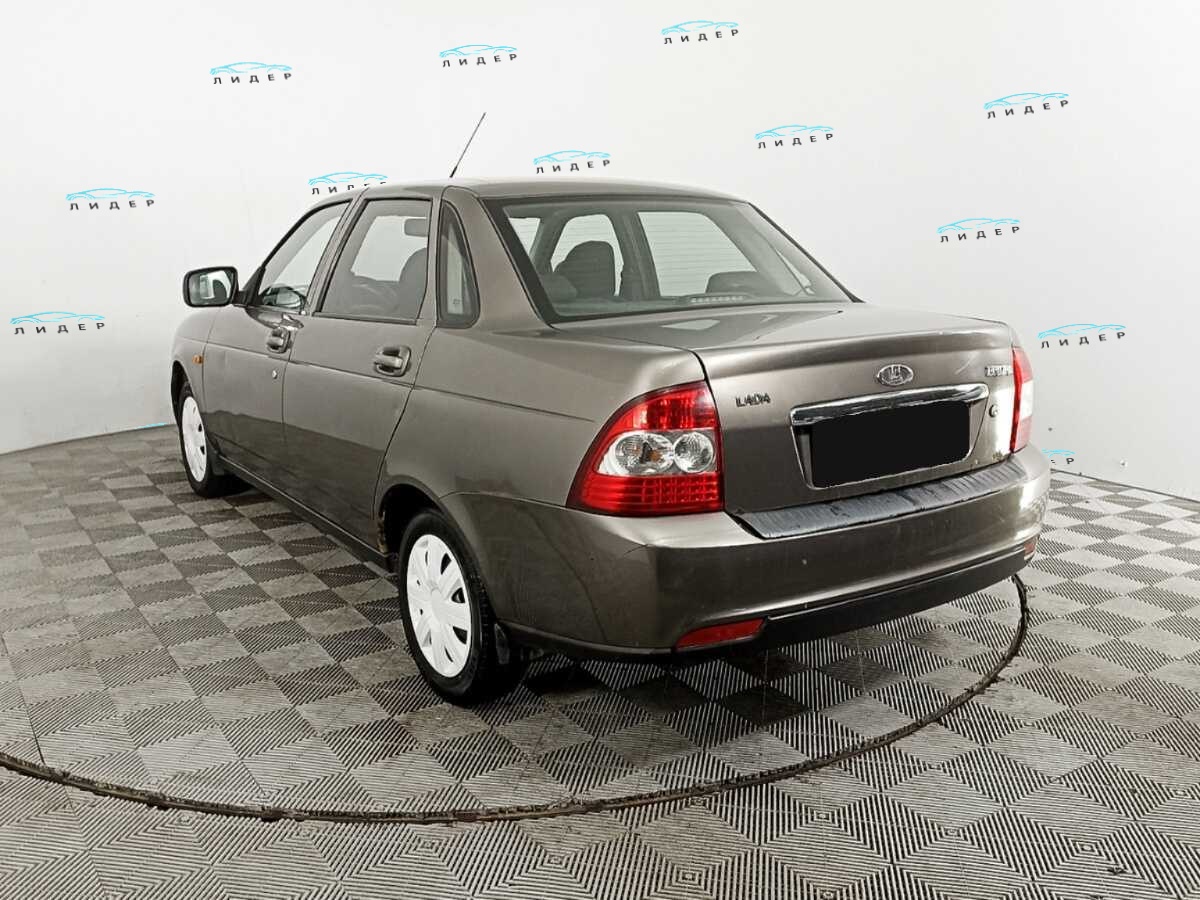 Б/У Лада (ВАЗ) Приора 2014 года. Фото: #5