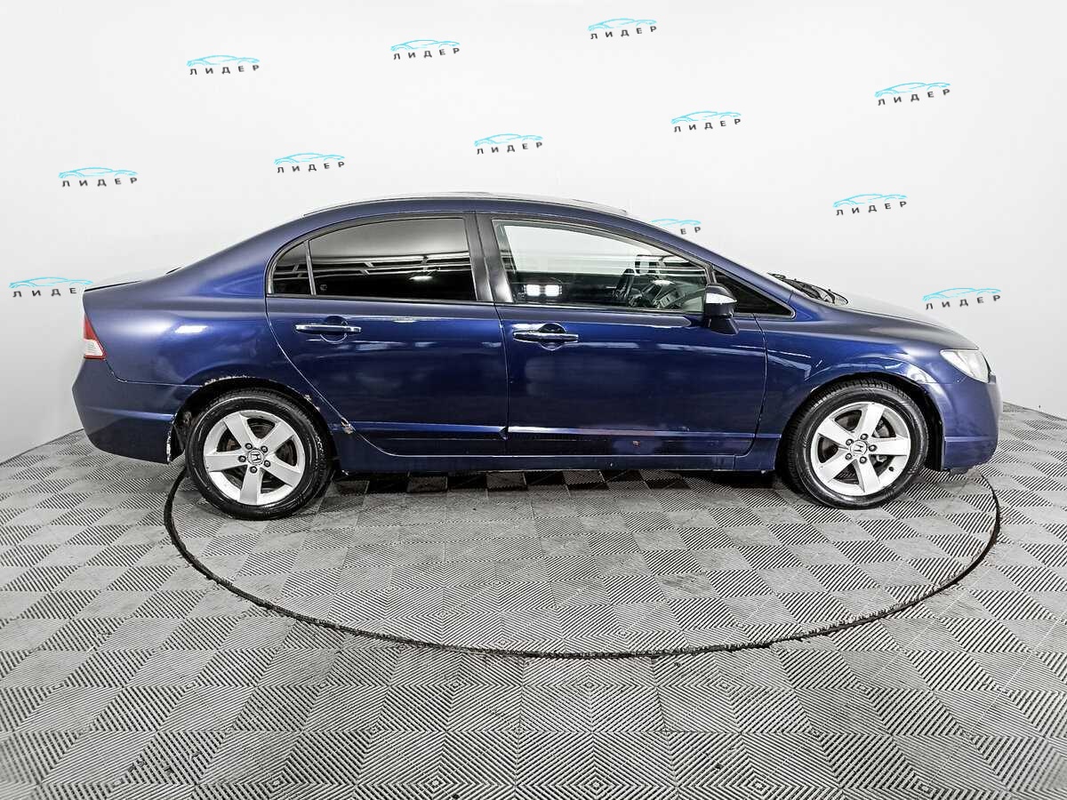 Б/У Хонда Цивик 2007 года. Фото: #3