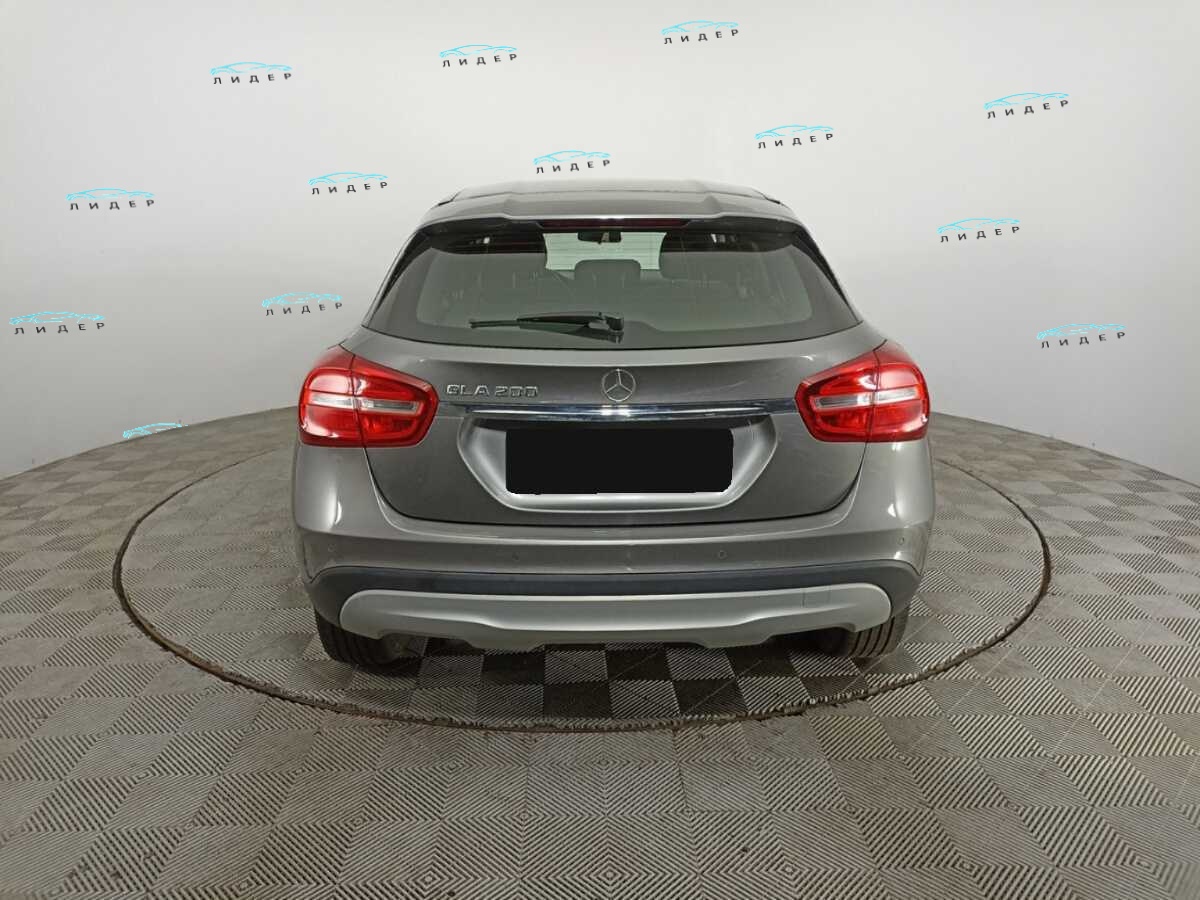 Б/У Мерседес-Бенц ГЛА 2016 года. Фото: #4