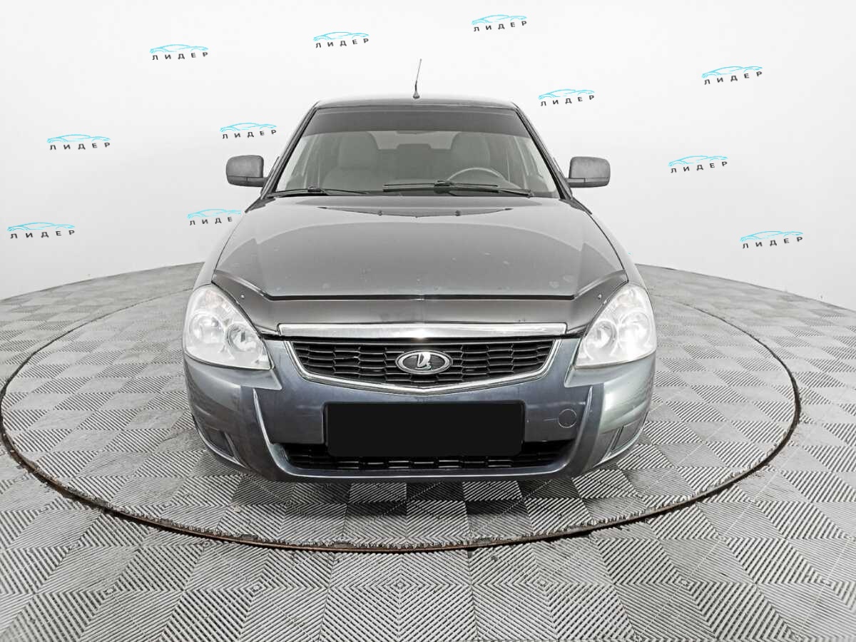 Б/У Лада (ВАЗ) Приора 2015 года. Фото: #1