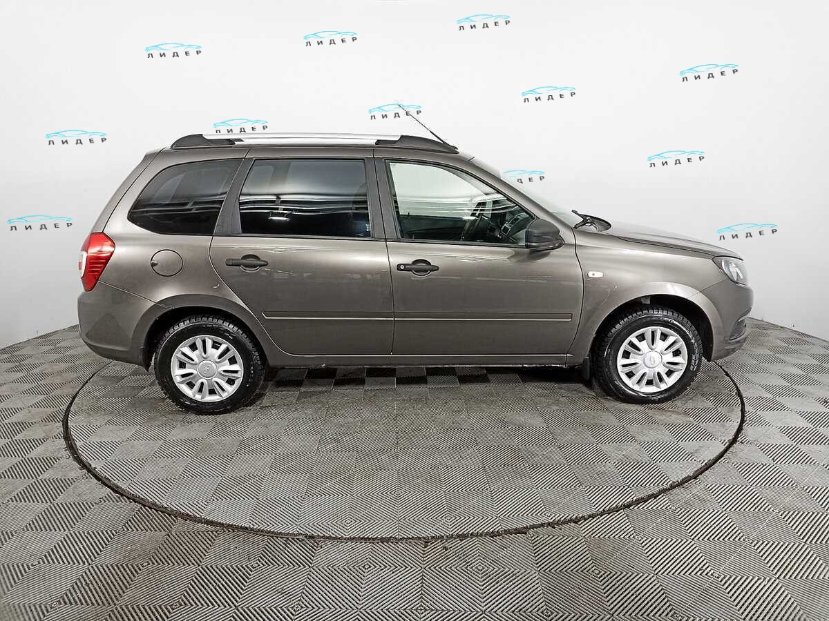 Б/У Лада (ВАЗ) Гранта 2019 года. Фото: #3