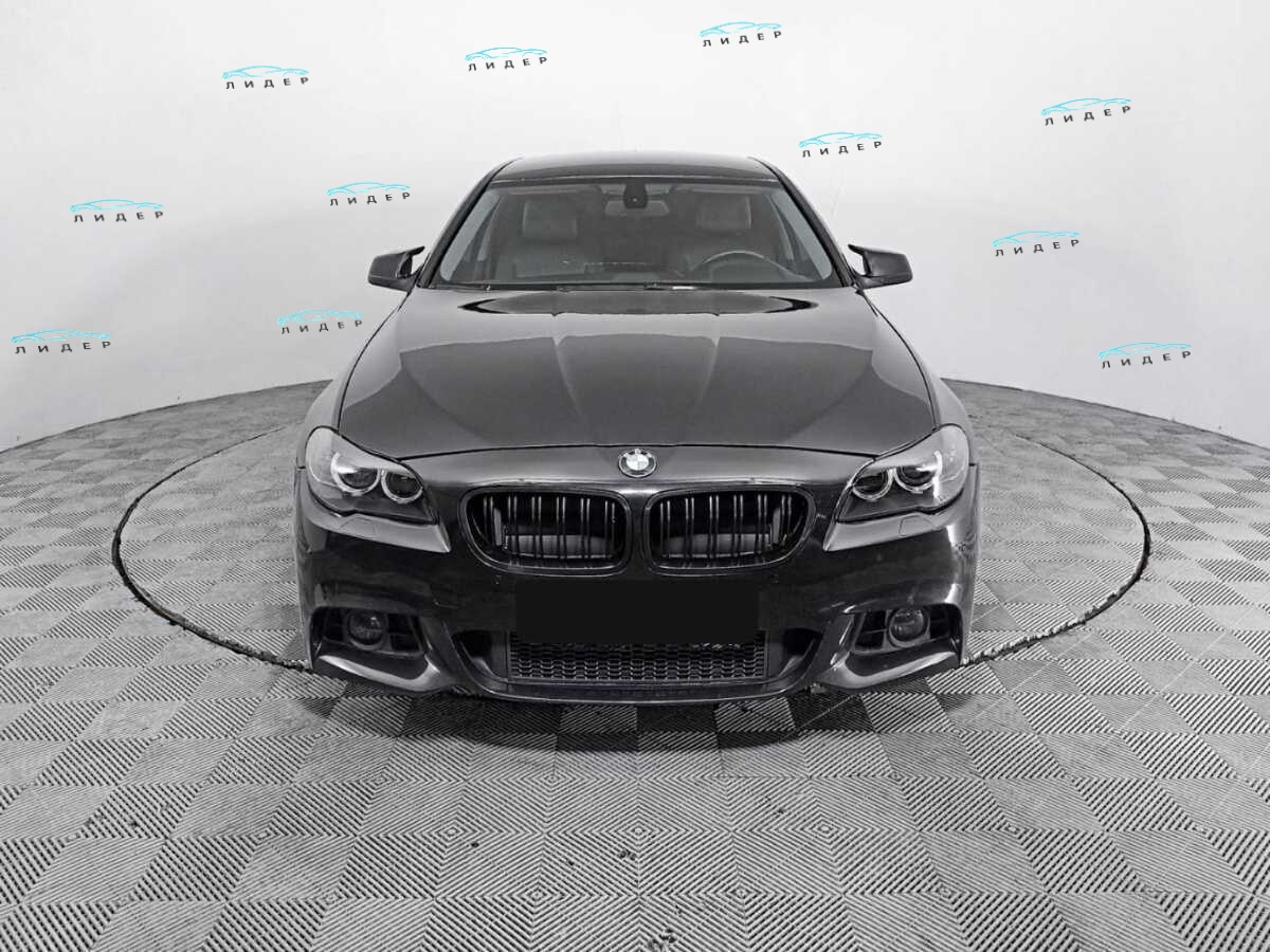 Б/У БМВ 5 серии 2012 года. Фото: #1