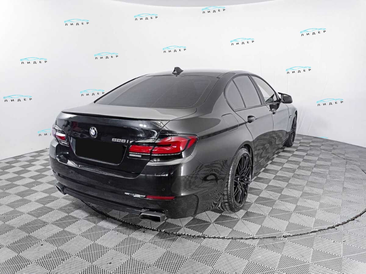 Б/У БМВ 5 серии 2012 года. Фото: #3