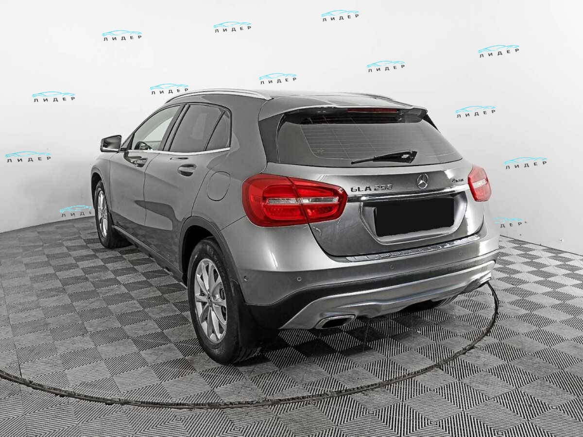 Б/У Мерседес-Бенц ГЛА 2016 года. Фото: #5