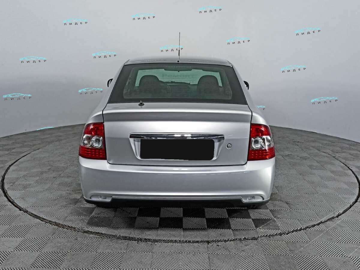 Б/У Лада (ВАЗ) Приора 2014 года. Фото: #5