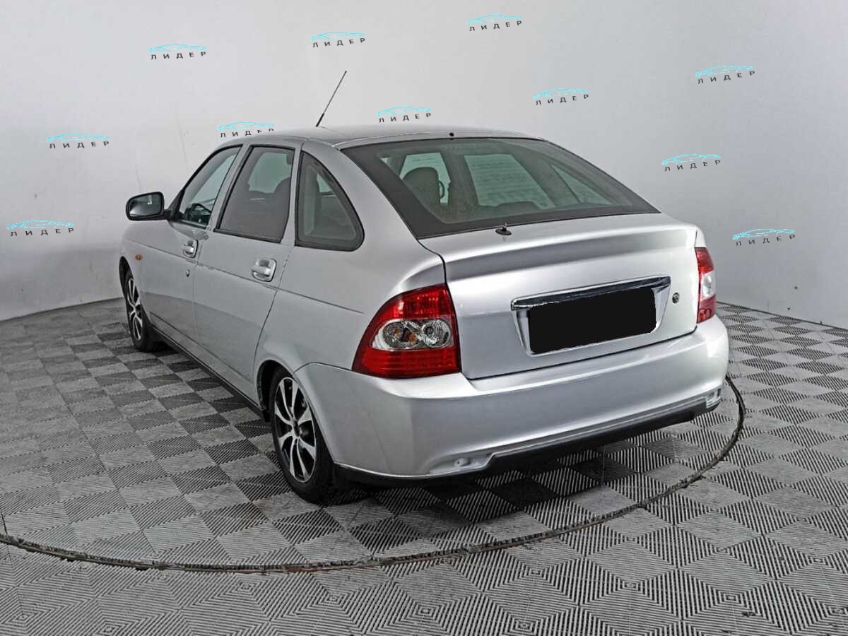 Б/У Лада (ВАЗ) Приора 2014 года. Фото: #6