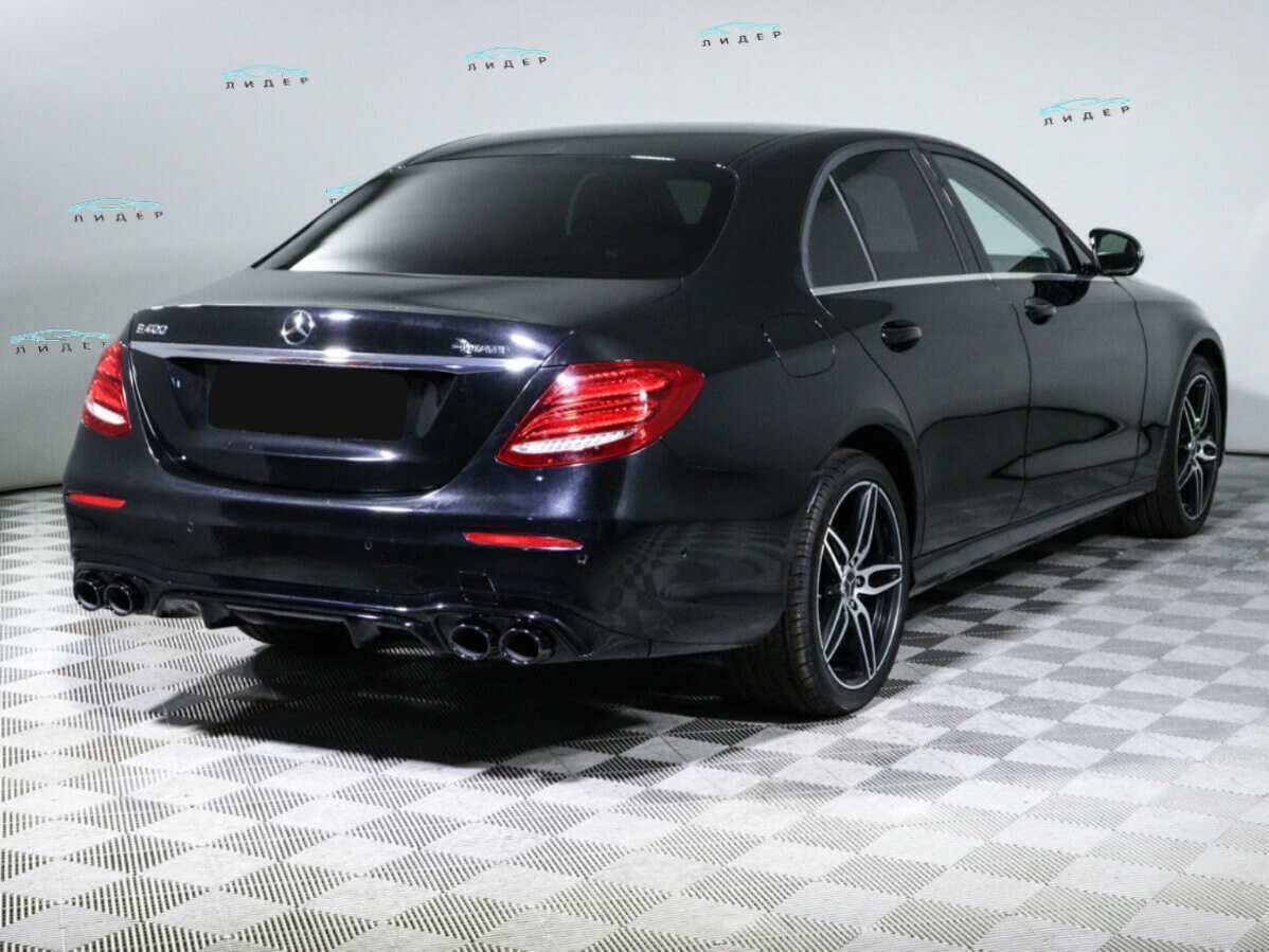 Б/У Мерседес-Бенц Е-Класс 2020 года. Фото: #3