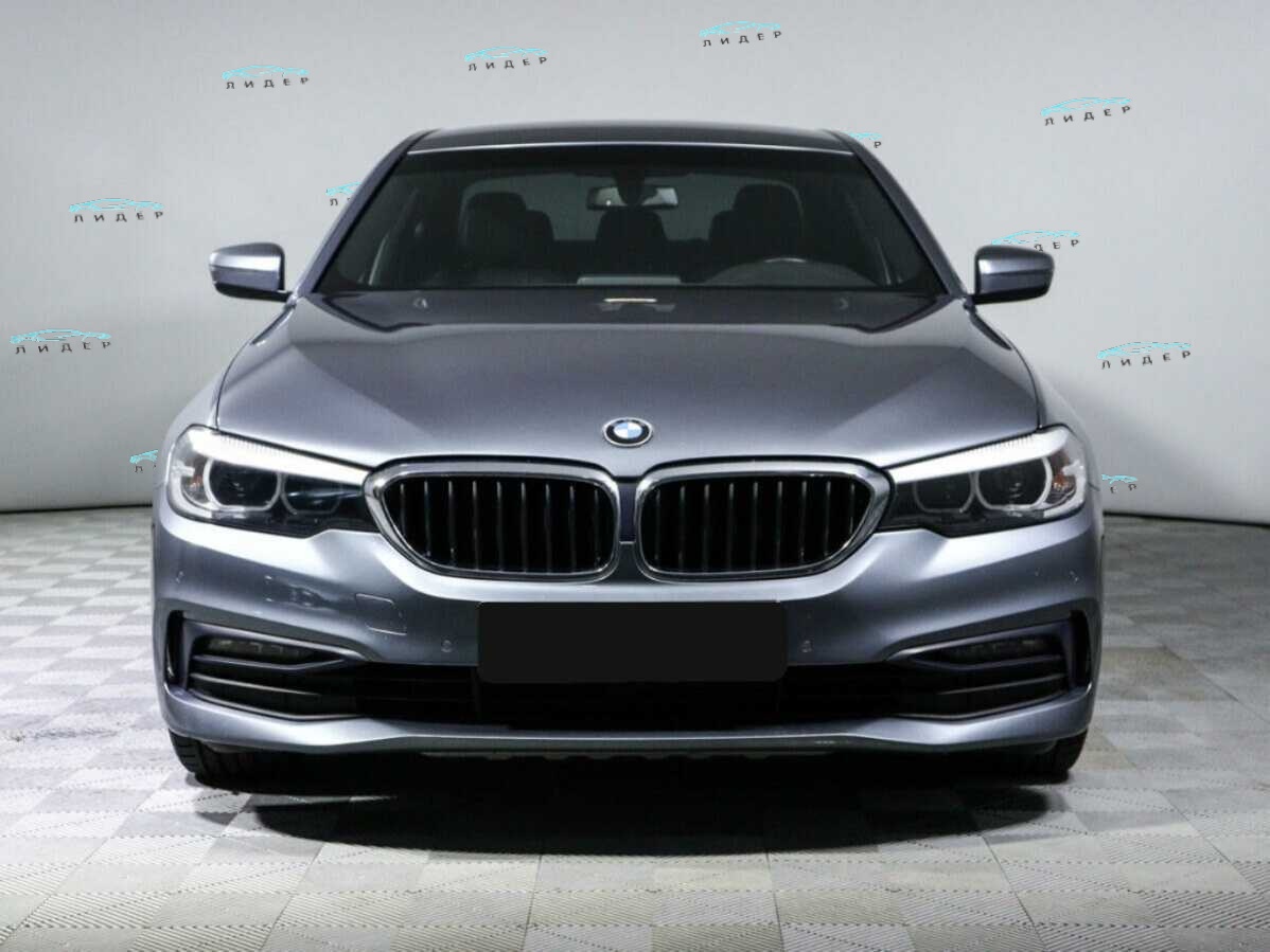 Б/У БМВ 5 серии 2019 года. Фото: #1