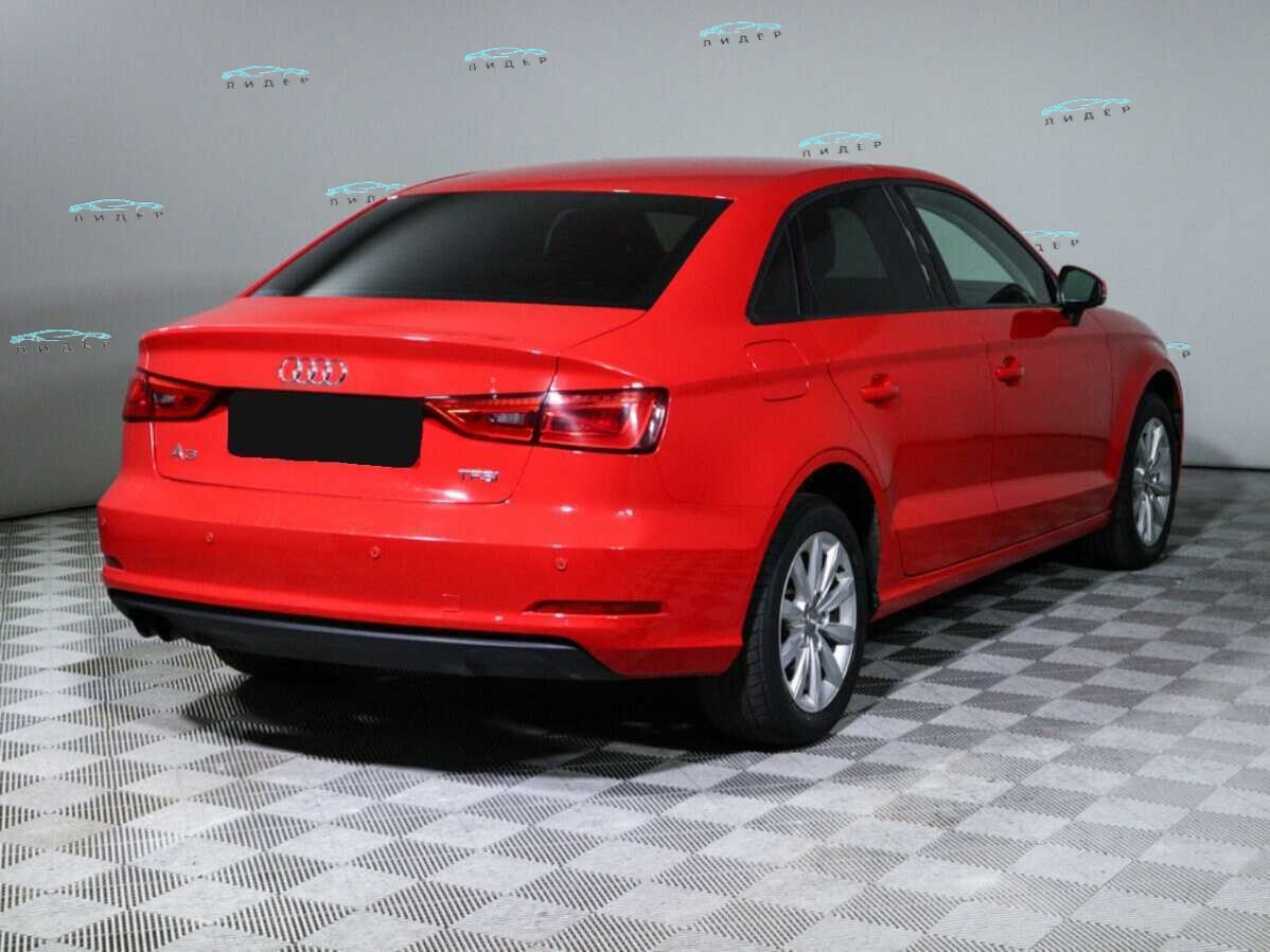 Б/У Ауди А3 2013 года. Фото: #4