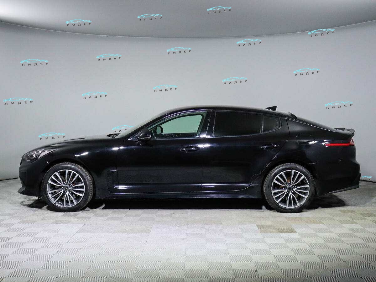 Б/У Киа Стингер 2018 года. Фото: #7