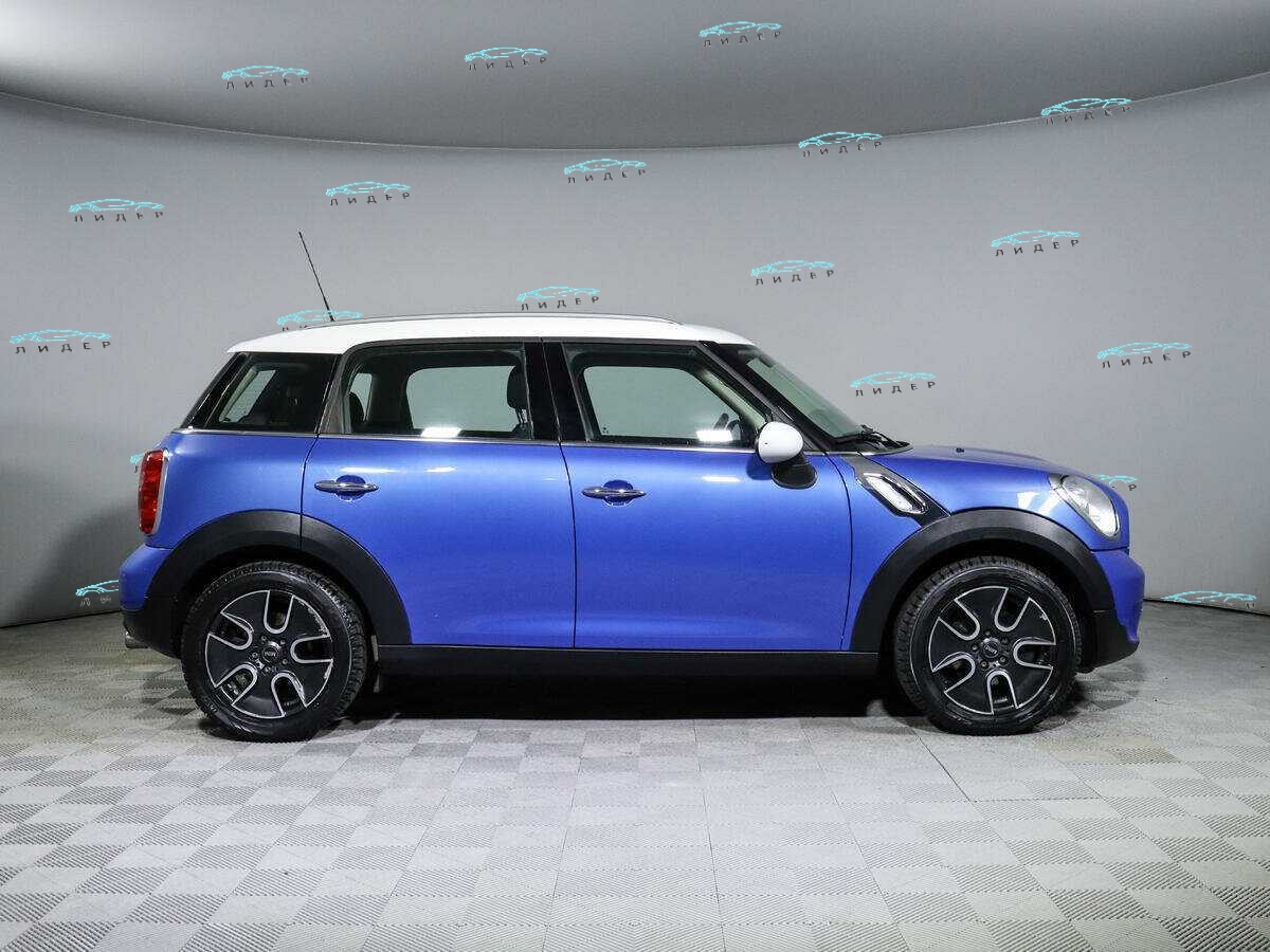 Б/У Мини Каунтримэн 2013 года. Фото: #3