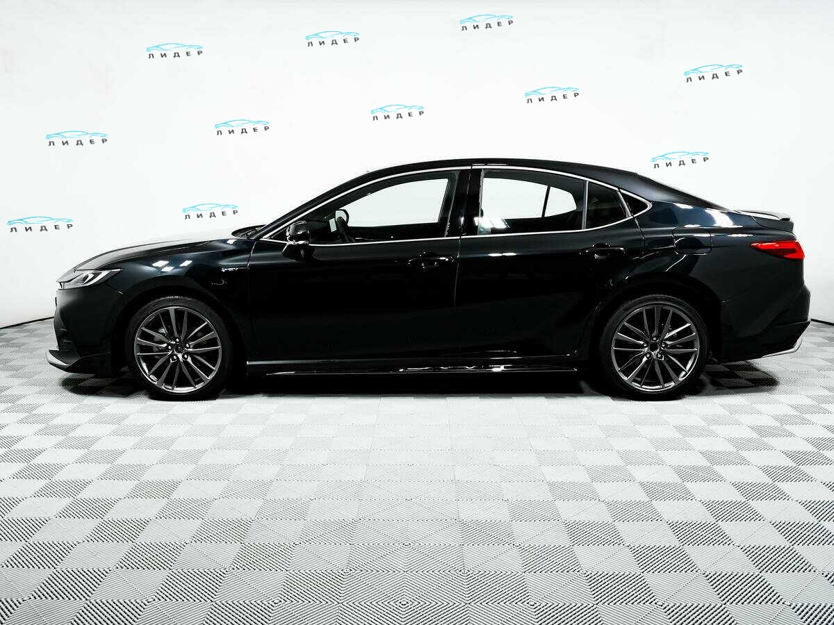 Б/У Тойота Камри 2024 года. Фото: #7