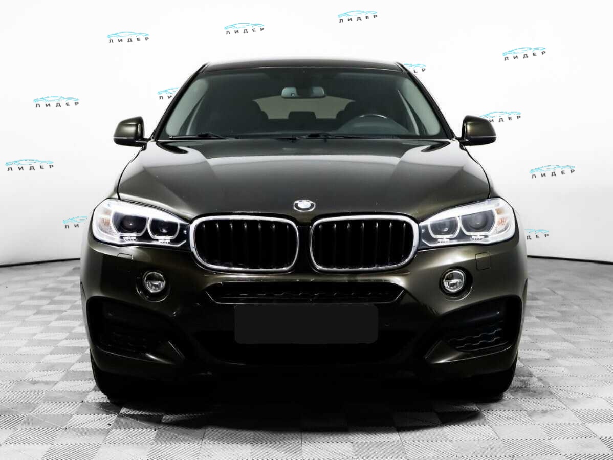 Б/У БМВ Икс6 2016 года. Фото: #1