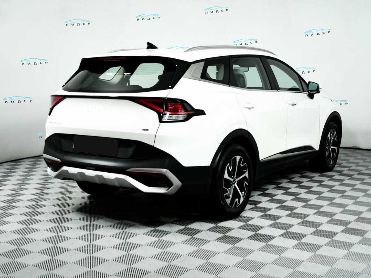 Б/У Киа Спортейдж 2022 года. Фото: #4