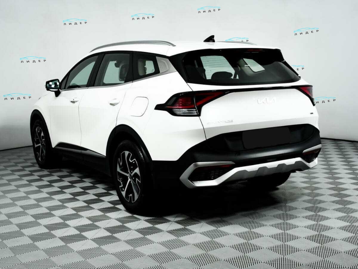 Б/У Киа Спортейдж 2022 года. Фото: #6