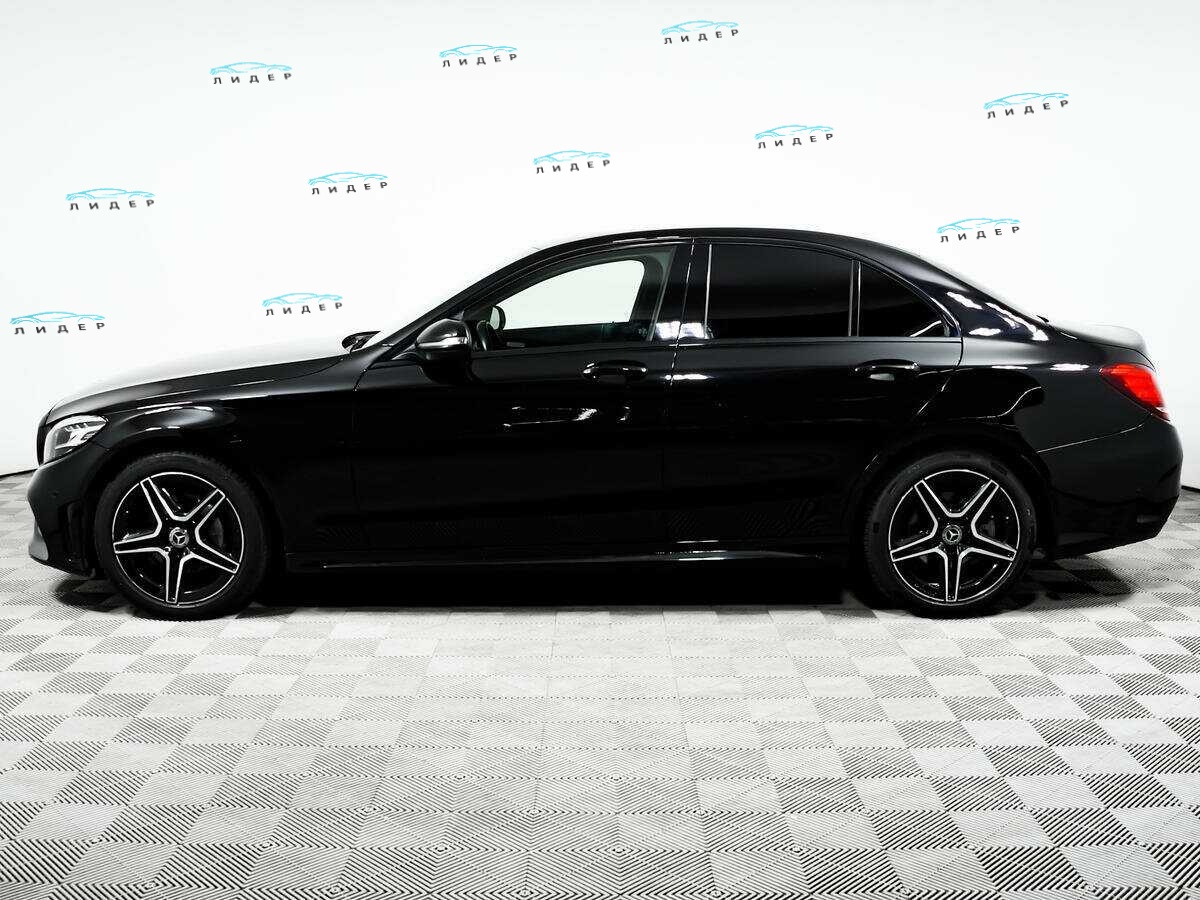 Б/У Мерседес-Бенц Ц-Класс 2019 года. Фото: #7