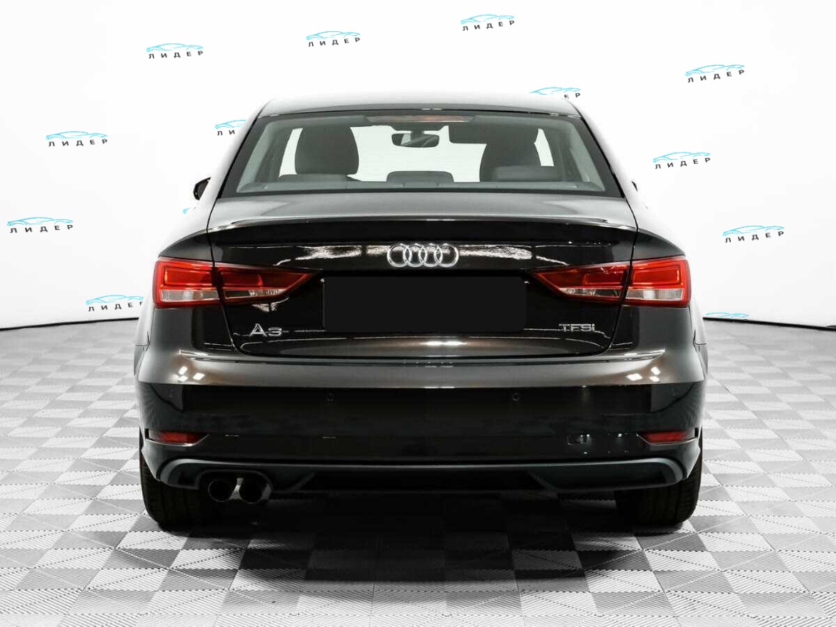 Б/У Ауди А3 2016 года. Фото: #5