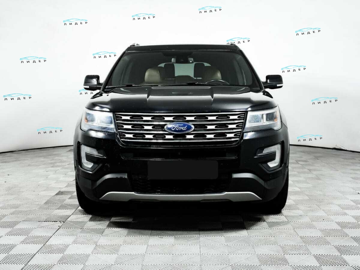 Б/У Форд Експлорер 2016 года. Фото: #1