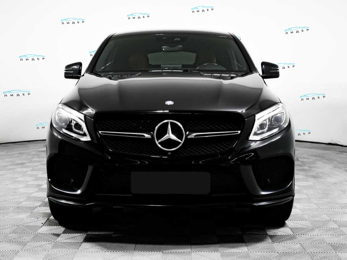 Б/У Мерседес-Бенц ГЛЕ Купе 2016 года. Фото: #1