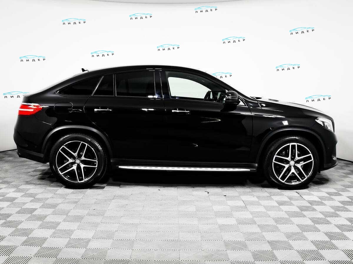 Б/У Мерседес-Бенц ГЛЕ Купе 2016 года. Фото: #3