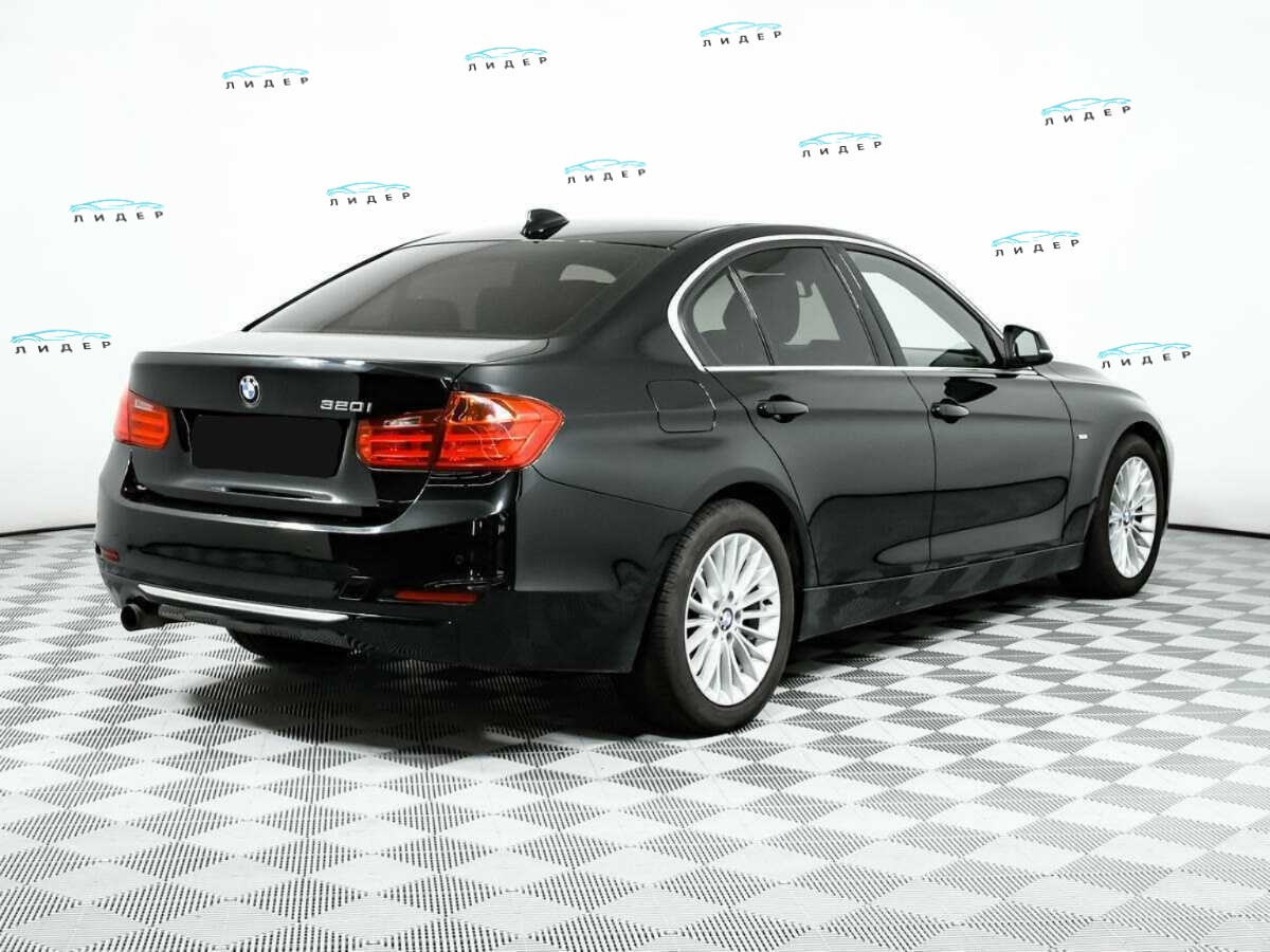 Б/У БМВ 3 серии 2013 года. Фото: #4