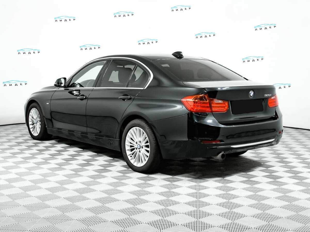 Б/У БМВ 3 серии 2013 года. Фото: #6