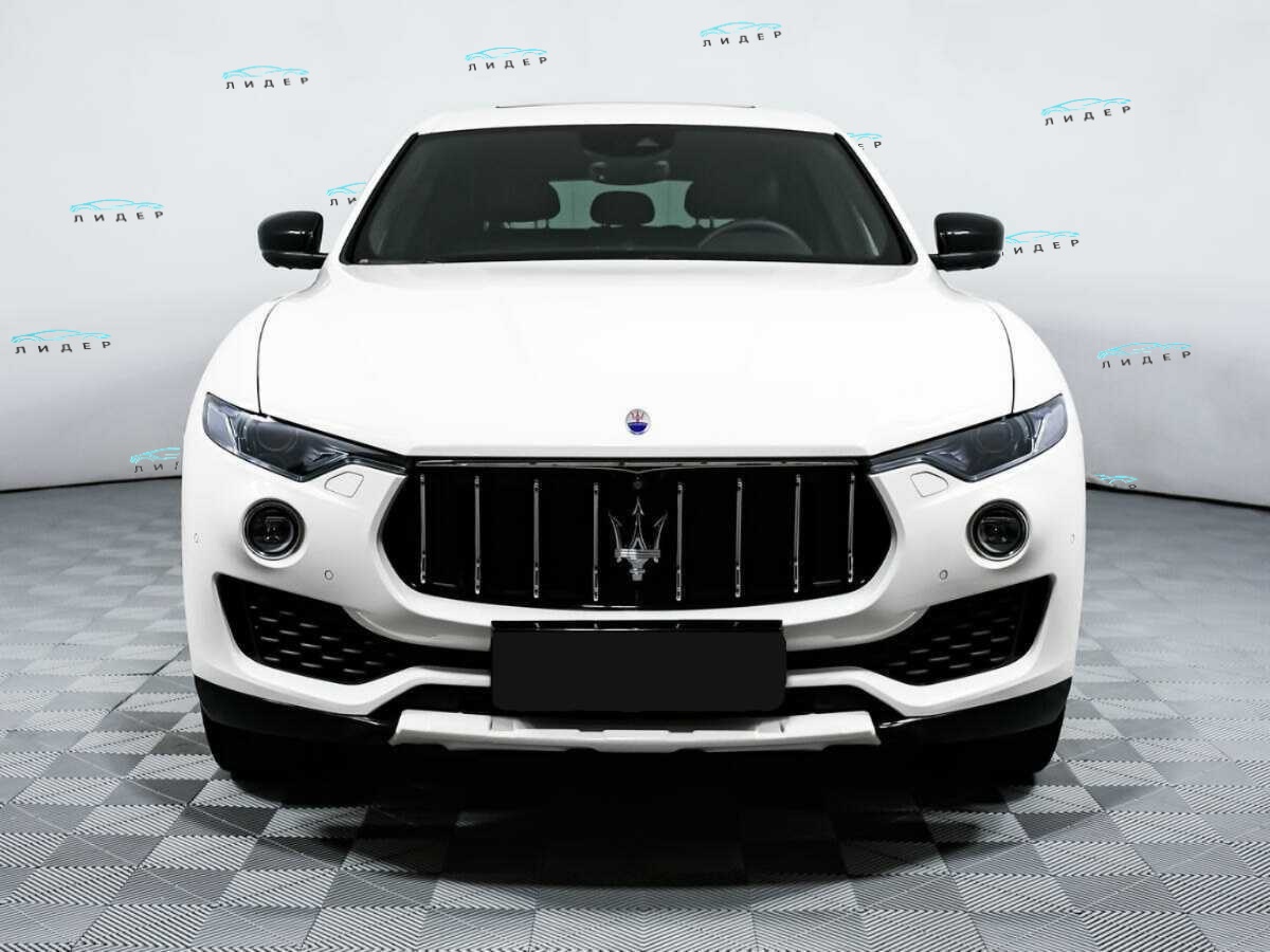 Б/У Мазератти Леванте 2017 года. Фото: #1