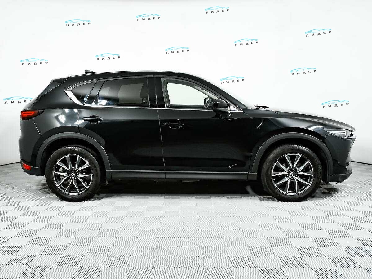 Б/У Мазда Ц-Икс-5 2018 года. Фото: #3