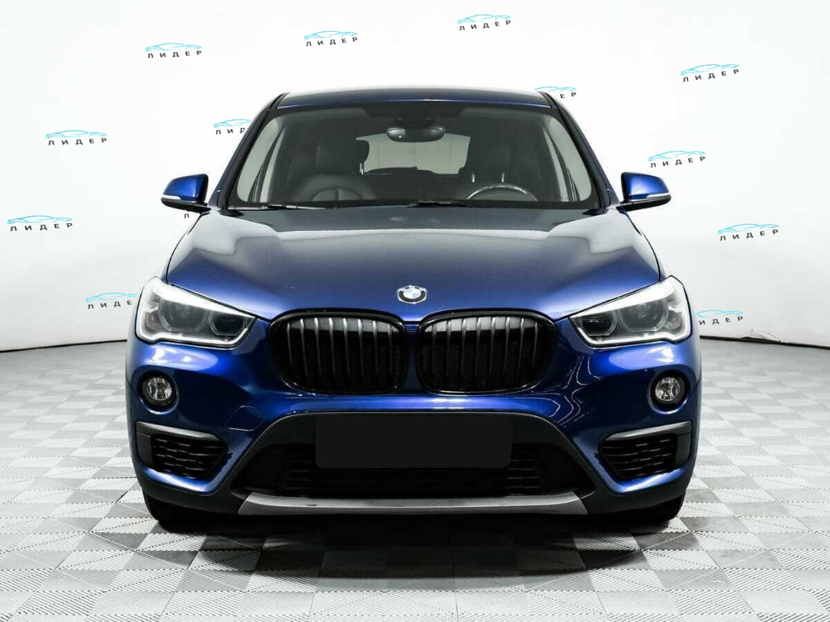 Б/У БМВ Икс1 2018 года. Фото: #1