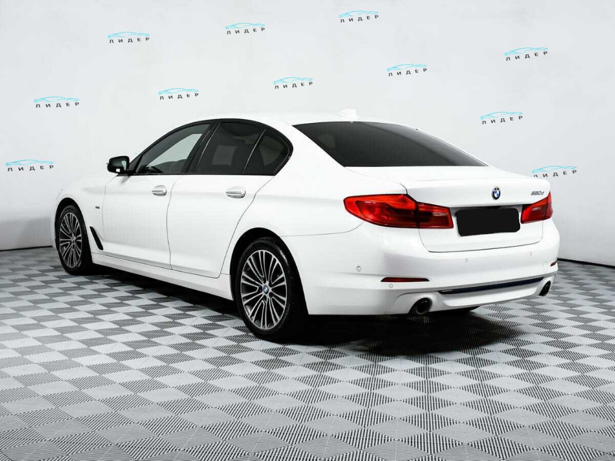 Б/У БМВ 5 серии 2018 года. Фото: #6