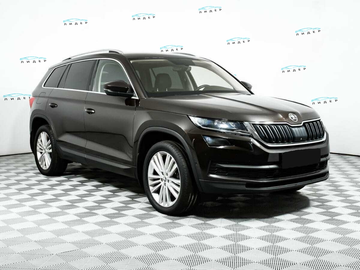 Б/У Шкода Кодиак 2017 года. Фото: #2