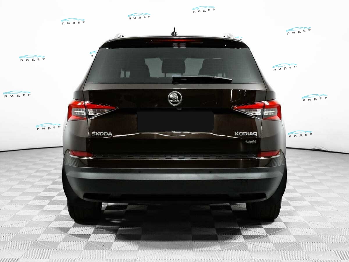 Б/У Шкода Кодиак 2017 года. Фото: #4