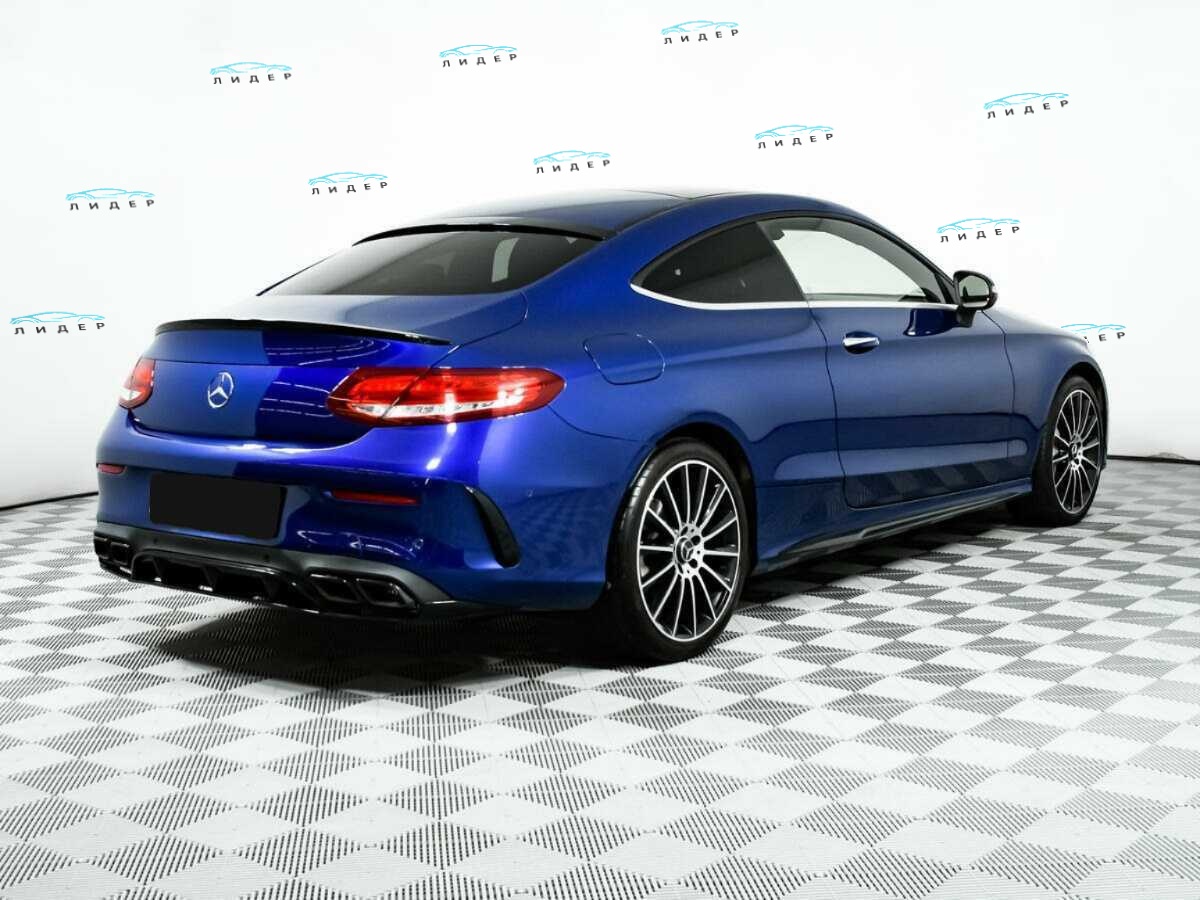 Б/У Мерседес-Бенц Ц-Класс 2016 года. Фото: #4