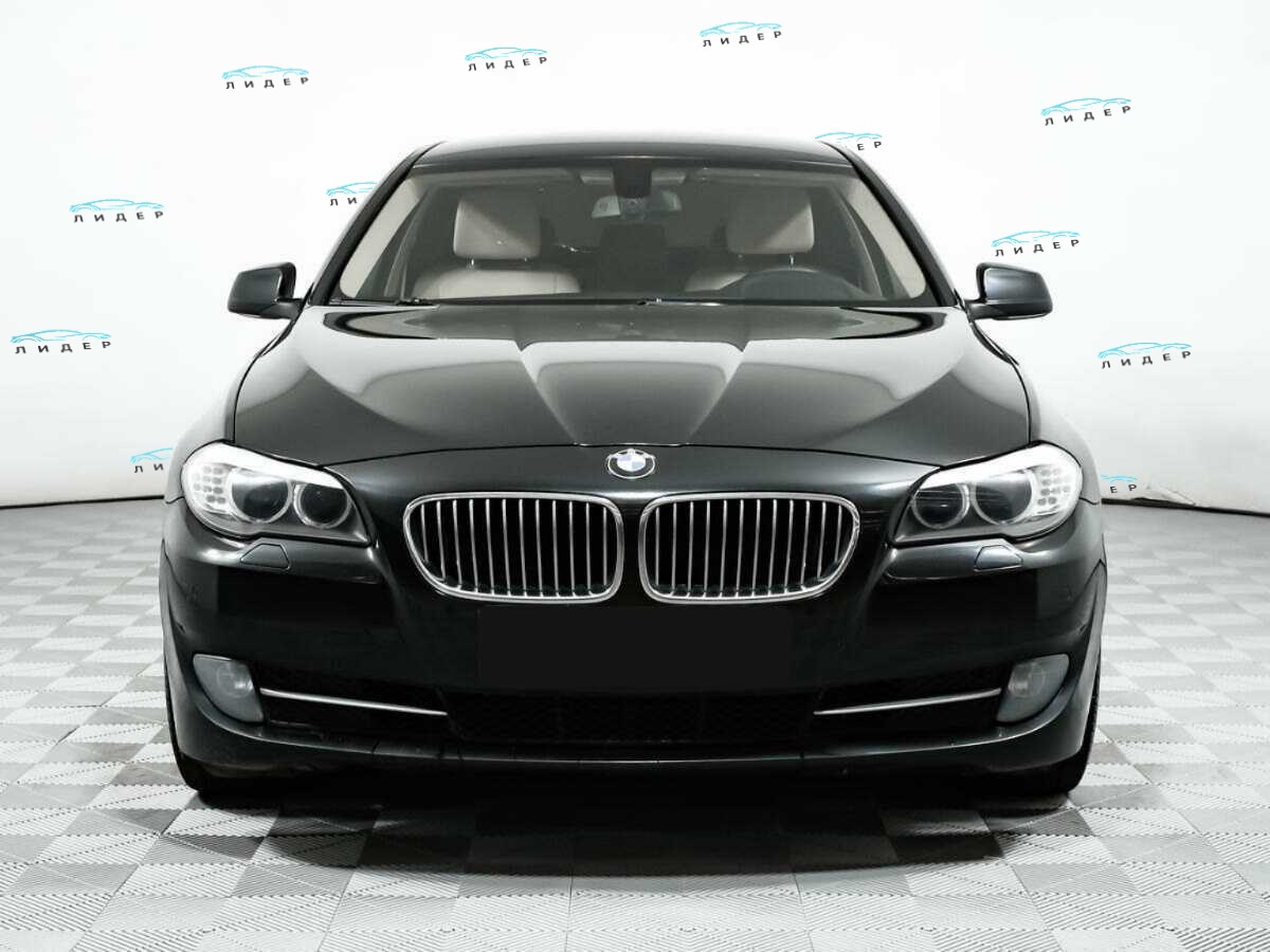 Б/У БМВ 5 серии 2013 года. Фото: #1