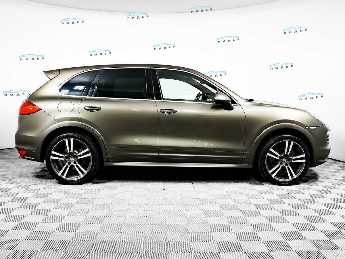 Б/У Порш Кайен 2013 года. Фото: #3